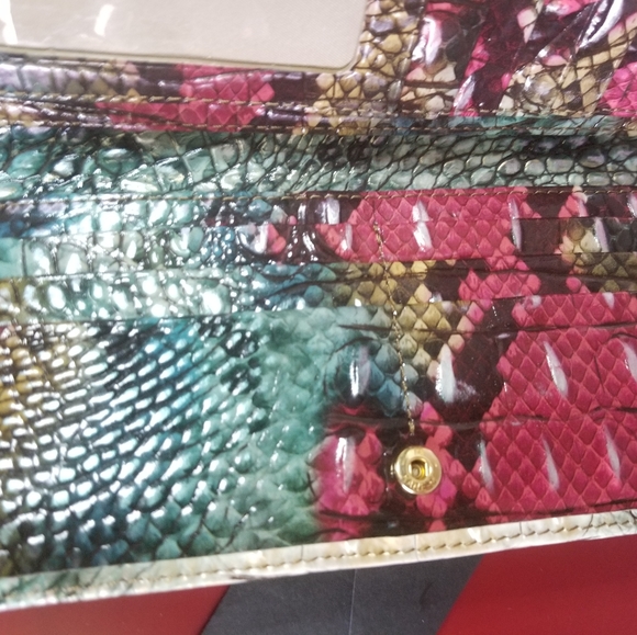 Brahmin Komodo Melbourne Ady Wallet NWT - Picture 9 of 13